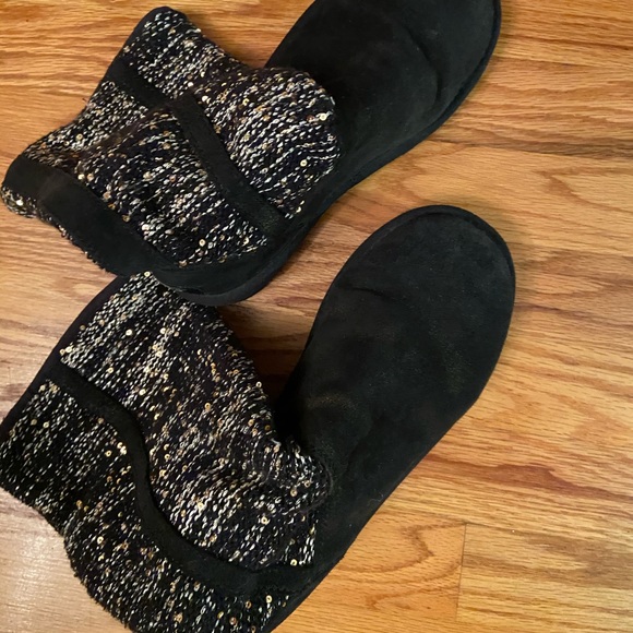 UGG Shoes - Ugg boots in good condition spot on top of foot